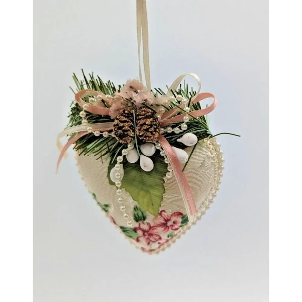 Victorian Heart‎ Shaped Christmas Lace Pink Rose Ornament